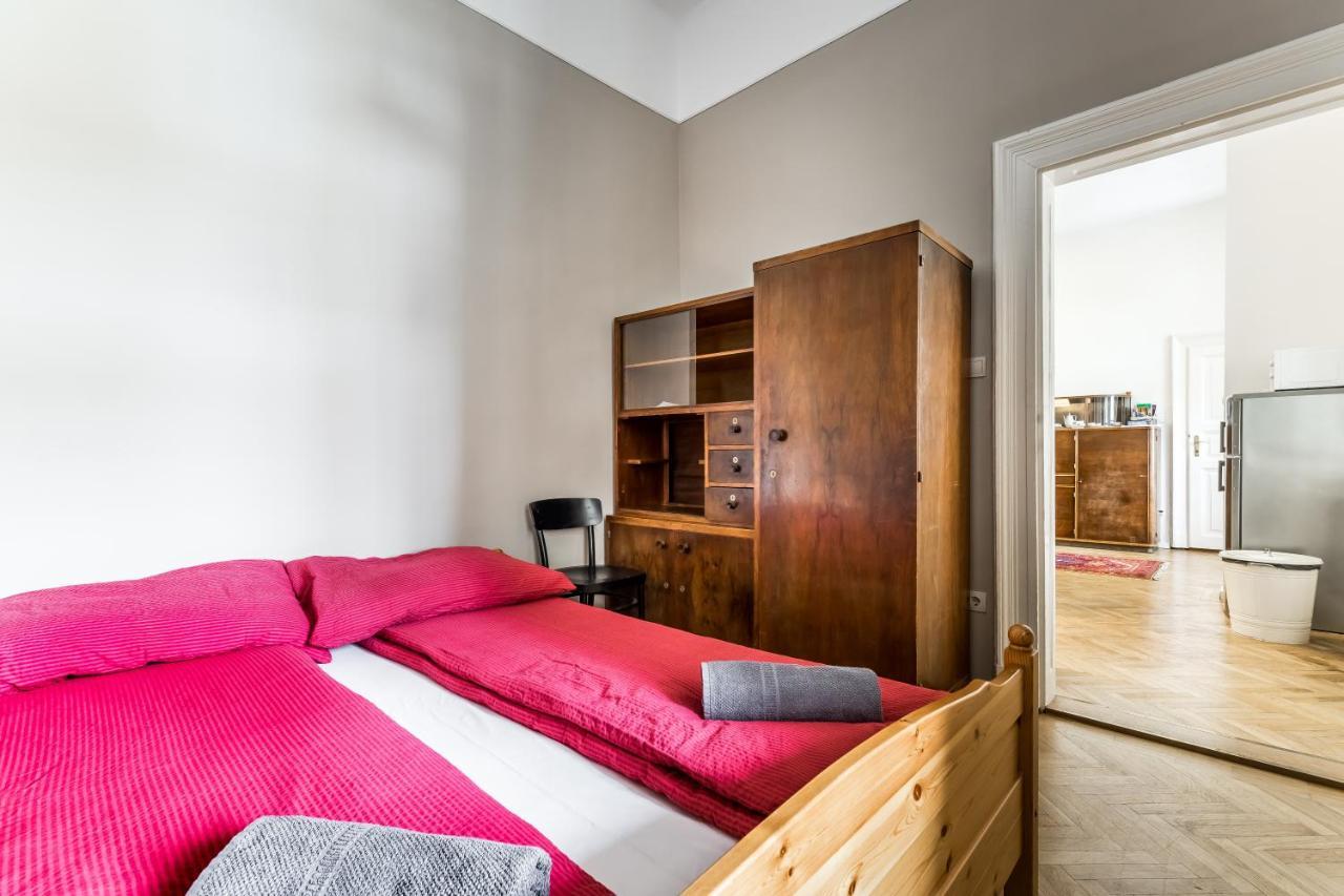 Berta - 4 Bedrooms, 3 Baths Budapest Eksteriør billede