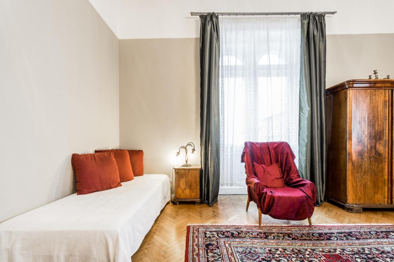 Berta - 4 Bedrooms, 3 Baths Budapest Eksteriør billede