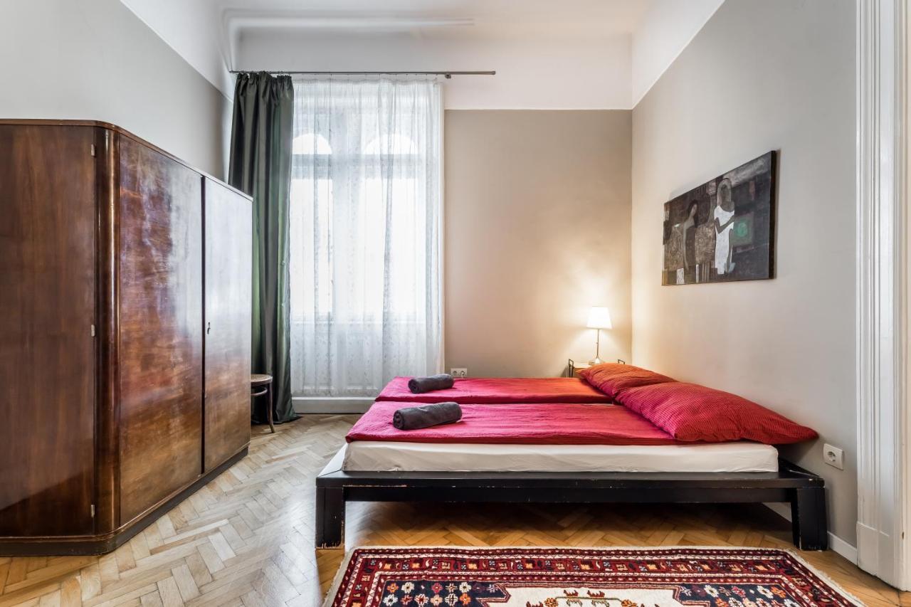 Berta - 4 Bedrooms, 3 Baths Budapest Eksteriør billede