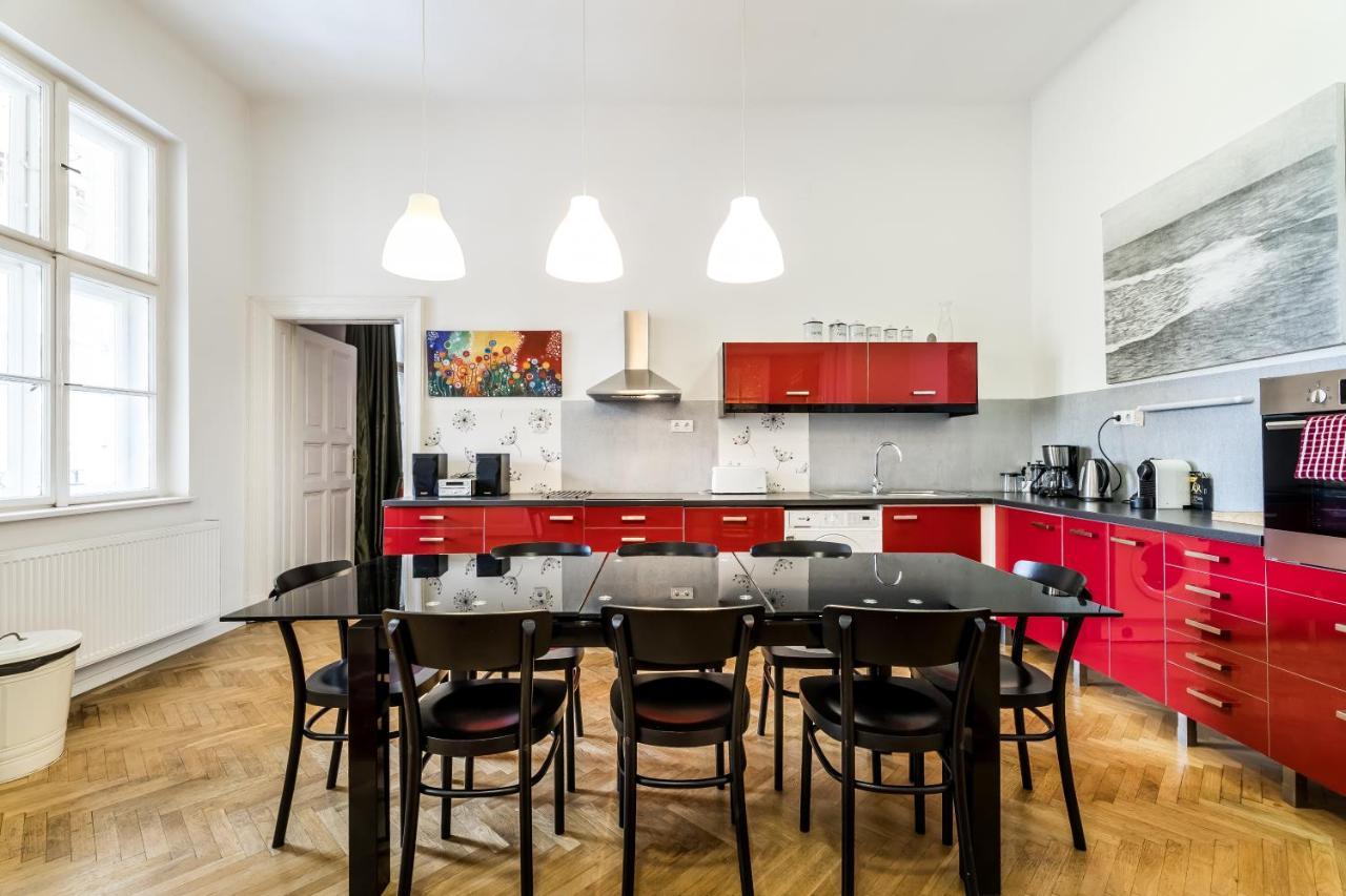 Berta - 4 Bedrooms, 3 Baths Budapest Eksteriør billede
