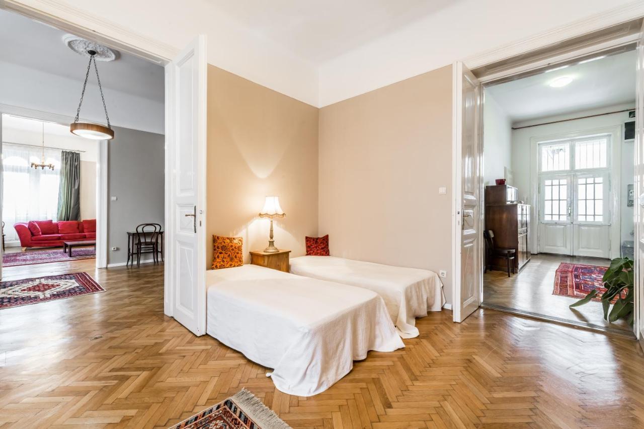 Berta - 4 Bedrooms, 3 Baths Budapest Eksteriør billede